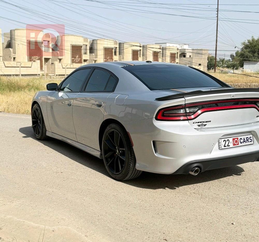 دودج تشارجر